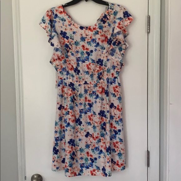 Merona Dresses & Skirts - Merona Floral Print dress